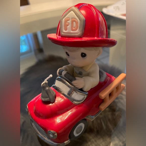 Other - Precious Moment “To Your Rescue”